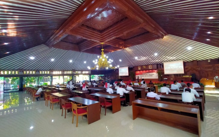 Peringati HUT  Klaten Ke-217, Bupati :  “Pandemi Mengajarkan Kesederhanaan, Kepedulian dan Kebersamaan"