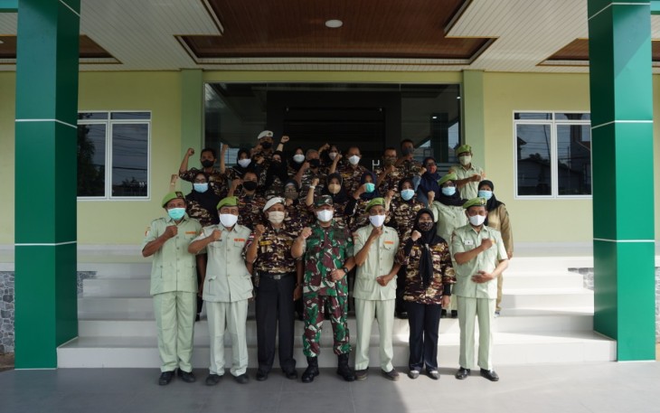 Kodim 0736/Batang menggelar kegiatan Pembinaan Peningkatan Kemampuan Keluarga Besar Tentara (KBT) semester II TA. 2021
