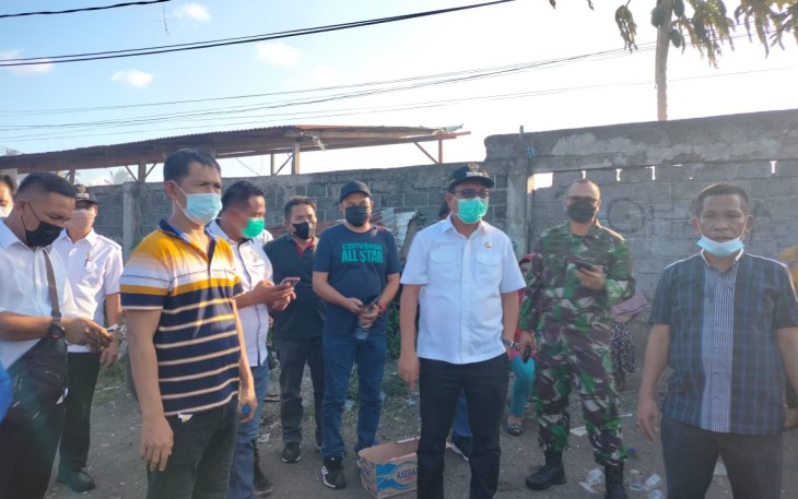 Walikota Bitung Perintahkan Ajudannya Ambil Lampu Sorot di Kediaman Pribadi