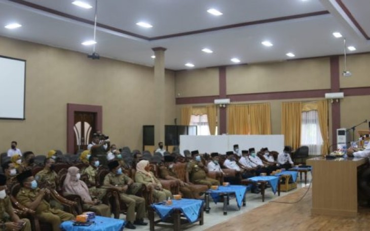 Pengantin Jadi Topik Pembahasan Bersama Walikota