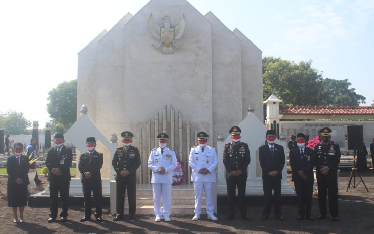 Ziarah dalam rangka HUT RI 