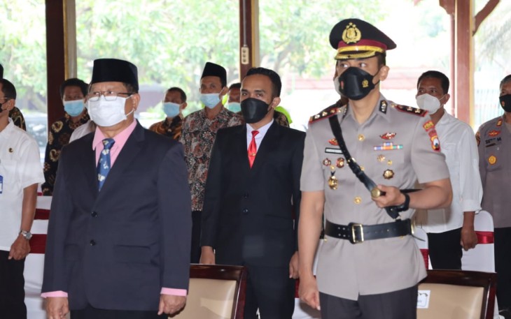 Kapolres Tulungagung AKBP Handono Subiakto, SH, SIK, MH dampingi Bupati Tulungagung Drs. Maryoto Birowo, M.M