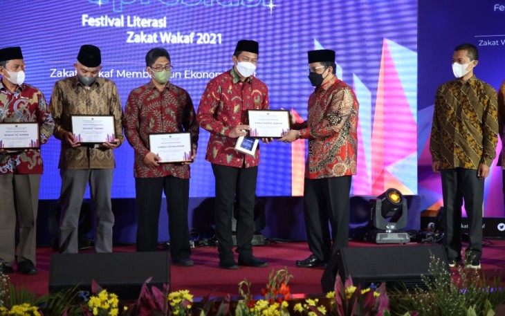 Laznas PPPA Daarul Qur'an Raih Penghargaan Kemenag di Festival Literasi Zakat Wakaf