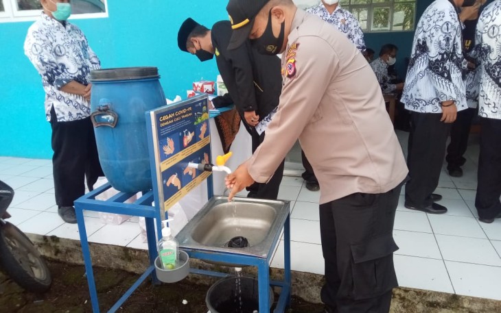 Kapolsek Saep Balya Hadiri Konferensi Cabang PGRI Kecamatan Pamulihan