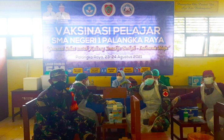 TNI AD Kembali Gelar Vaksinasi Untuk Pelajar di Palangka Raya