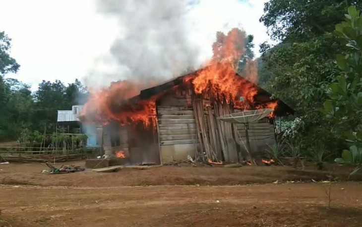  Kebakaran hebat melanda sebuah rumah di Kabupaten Lebong hingga rata dengan tanah