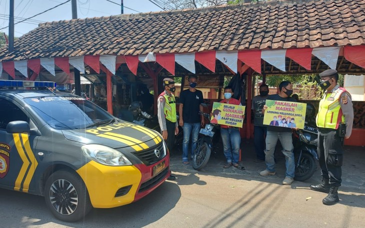 Tim Samapta Polres Majalengka Beri Himbauan Prokes Covid-19