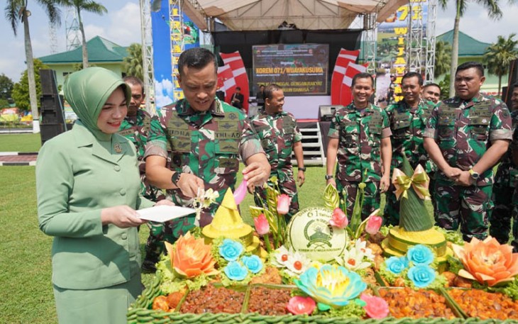  Korem 071/Wijayakusuma saat Gelar Tasyakuran HUT Ke-61 'Dari Kita Untuk Kita'
