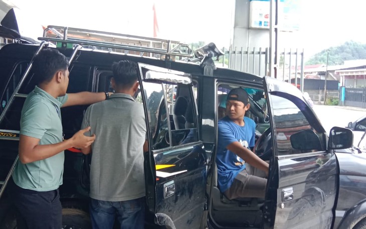 Polisi pasca OTT oknum guru di Kepahiang, Selasa (22/11/2022). 