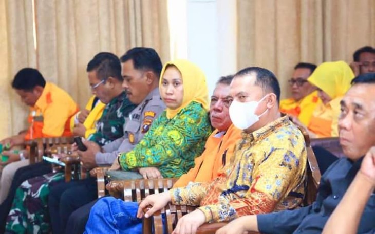 Bupati Labuhanbatu dr. H. Erik Adtrada Ritonga, M.K.M. saat hadiri pelantikan PDK Kosgoro 1957 di Aula Hotel Permata Land Rantauprapat, Sabtu (10/9/2022). 