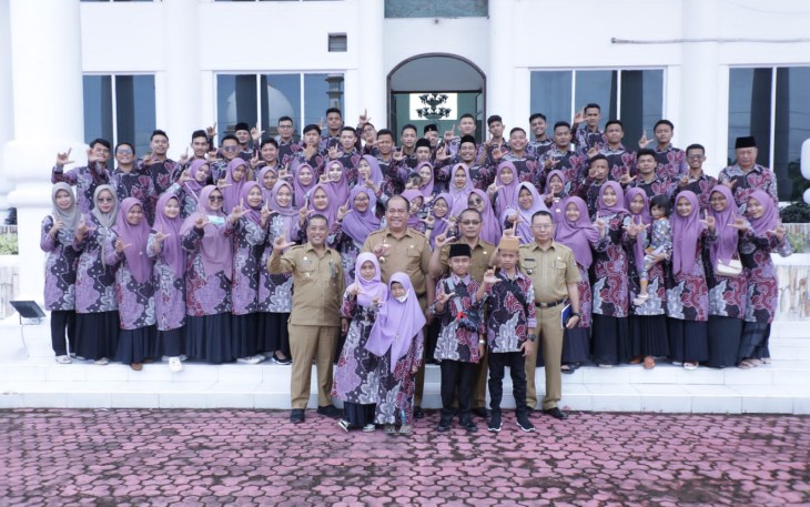 Wabup Asahan saat Lepas Kafilah Festival Seni Qasidah Tahun 2022