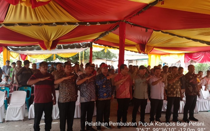 Dinas Pertanian Kabupaten Asahan saat Beri Pelatihan Pembuatan Pupuk Kompos Kepada Masyarakat