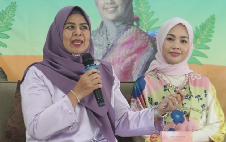 Dewi Ansar saat Jadi Narsum di Talk Show Gerakan Literasi Gebyar Bulan Bahasa dan Sastra Bintan