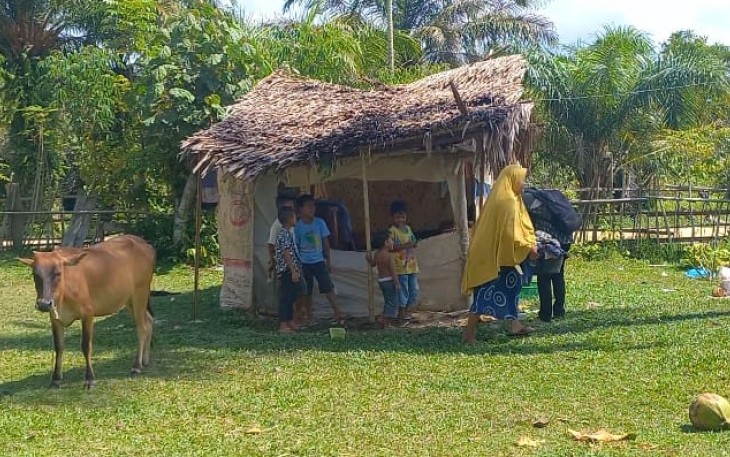 Kondisi rumah Yanti saat dikunjungi Pewarta Klikwarta.com. Foto Istimewa