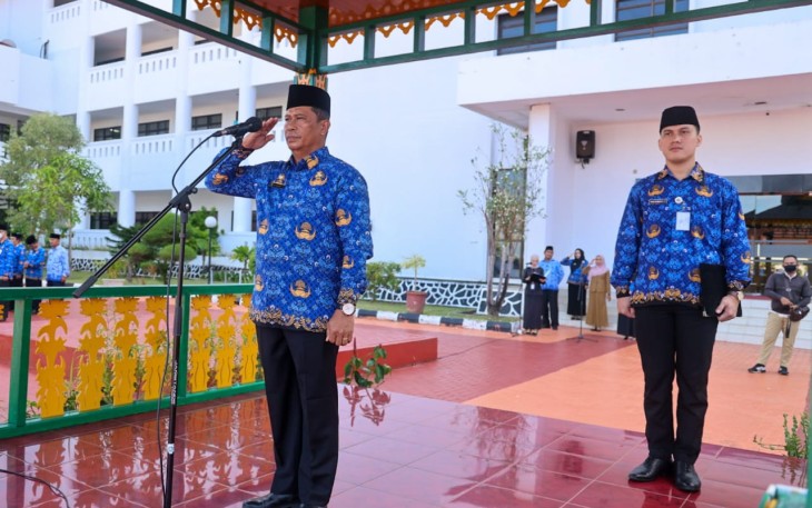 Upacara Peringatan Hari Ulang Tahun (HUT) Korps Pegawai Republik Indonesia (KORPRI) Provinsi Kepri ke-51 tahun 2022 di Lapangan Apel Kantor Gubernur Kepri, Dompak, Selasa (29/11).