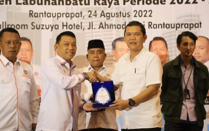 Pengurus REI Labuhanbatu dan Labuhanbatu Selatan saat Dilantik 
