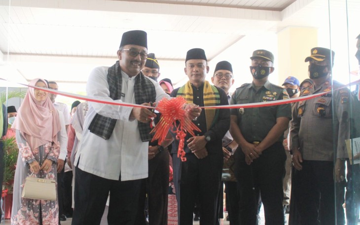 Bupati Resmikan Gedung Baru DPRD Pasaman