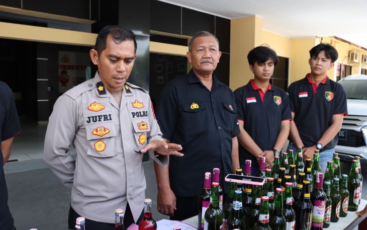 Ps. Kapolresta Bengkulu AKBP Andi Daddy Nurcahyo Widodo, S.Ik., melalui Kabag Ops Polresta Bengkulu Kompol Jufri, S.I.K didampingi P.s. Kasi Humas Polresta Bengkulu AKP Sugiharto, serta Kanit Pidum Ipda Rido Fajri, S.H dalam press conference hari ini (07/12/22) mengungkapkan dalam Ops Pekat Nala II yang di gelar, pihaknya berhasil menyita barang bukti sebanyak 1551 barang bukti.