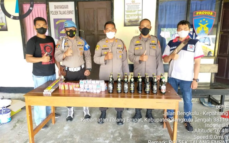 Polsek Talang Empat saat ekspose barang sitaan