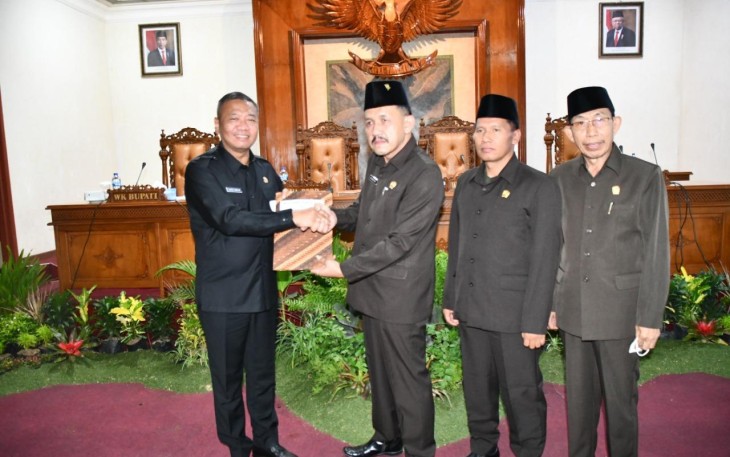 Rapat Paripurna Terbuka Penyampaian KUA-PPAS Tahun 2023 DPRD Tulungagung.