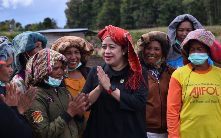 Puan disambut warga Tapanuli Utara, Kamis (1/9/2022)