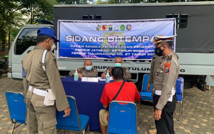 Sat Binmas Polres Tulungagung Sosialisasi Melalui 'Public Address'