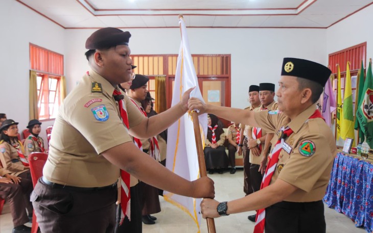 Sekdaprov saat Lepas Kontingen Pramuka Peran Saka Tingkat Nasional.