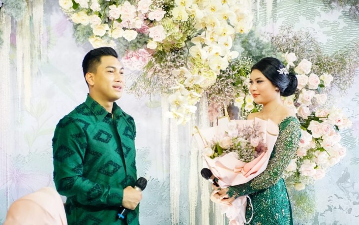 Debby Pramestya Putri, saat dilamar kekasih hatinya, Ipda Pol Nurul Farouq Fadillah