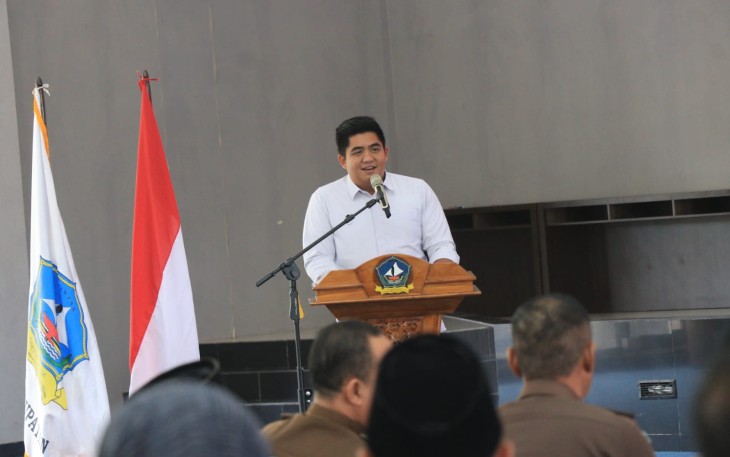 Bupati Bintan Roby Kurniawan SPWK saat memberikan sambutan