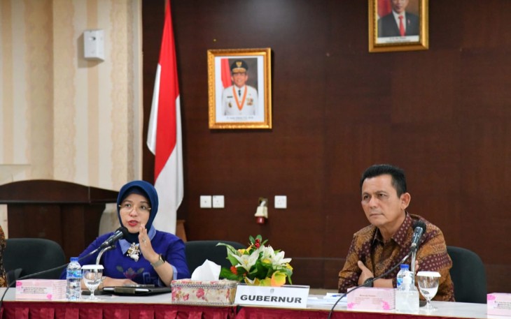 Gubernur Ansar saat menerima kunjungan Tim Penyusunan Peta Jalan Transformasi Ekonomi Provinsi Kepulauan Riau dan Rencana Pilot Project N219A Kementrian BPN/Bappenas RI, bertempat di Kantor Graha Kepri Batam, Senin (07/11).