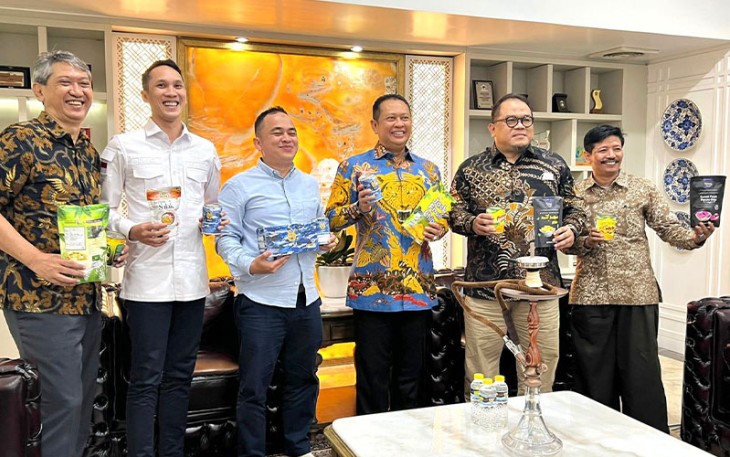 Bamsoet saat menerima Direksi PT. BAMS, di Jakarta, Kamis (13/10/22).