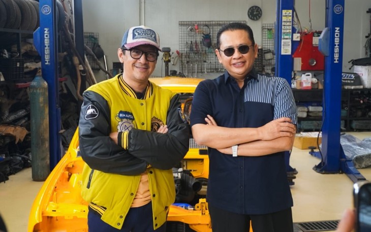 Bamsoet dan Andre Taulany saat foto bersama