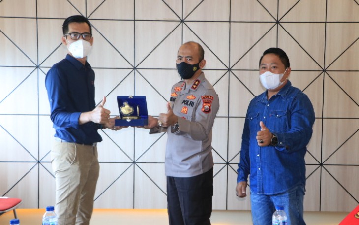 Kapolda Bengkulu saat berkunjung ke Rakyat Bengkulu Media Group