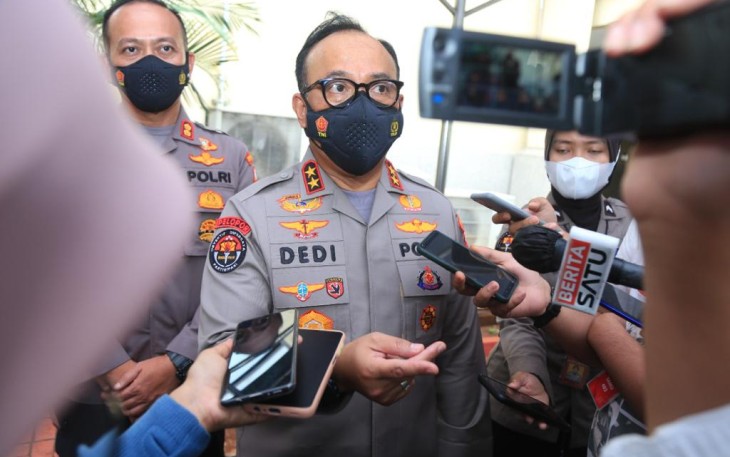 Kadiv Humas Polri, Irjen Dedi Prasetyo, saat memberikan keterangan 