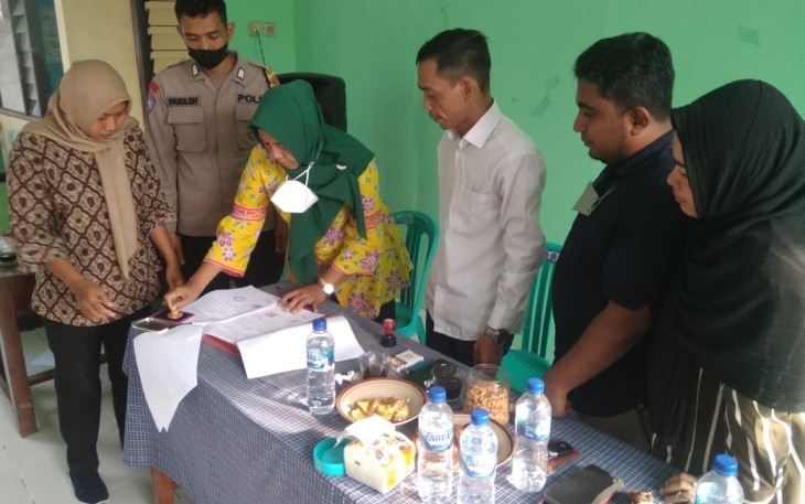 PT Multi Rancabangun Prima dengan pemerintah Desa Ngraho menandatangani perjanjian kerjasama investasi pembangunan sarpra situs religi Purwosuci