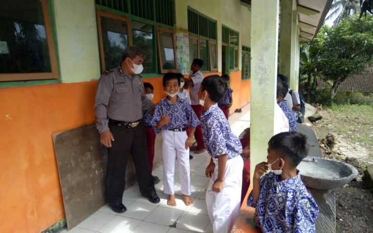 Vaksinasi anak usia 6-11 tahun dosis 1 Sinovac, di SD Negeri 3 Kedungboto