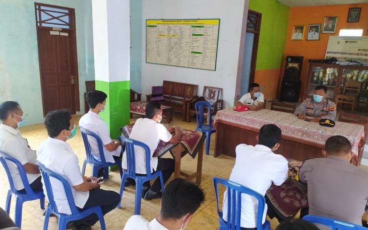 Binluh oleh Polsek Patean di Desa Curungsewu