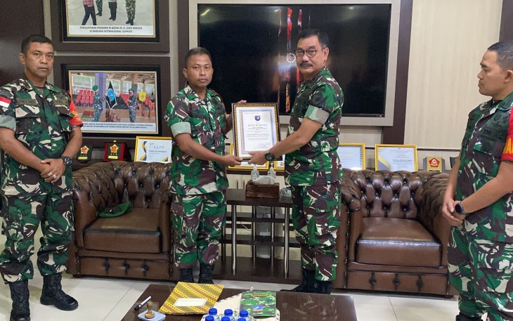 Pangdam XII/Tpr Apresiasi Babinsa Penolong Warga Korban Lakalalin