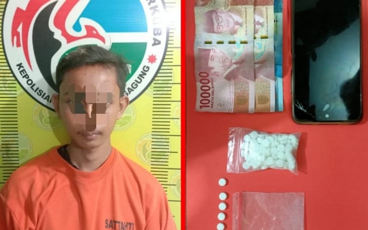 DFG (18) asal Lingkungan 04 Desa/Kecamatan Ngunut Kabupaten Tulungagung, pengedar Pil double L
