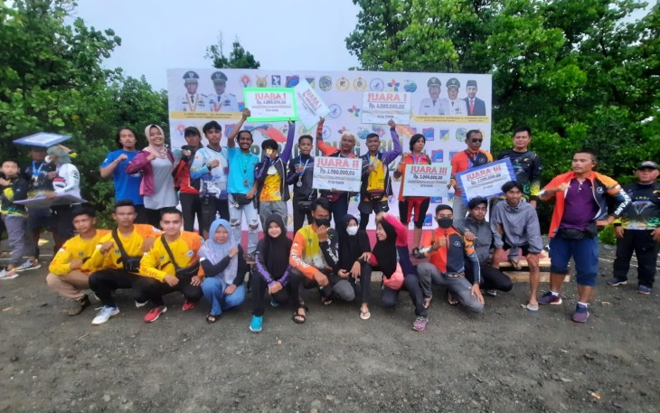FASI Sumbar Juara Umum Paralayang Troi I di Palu