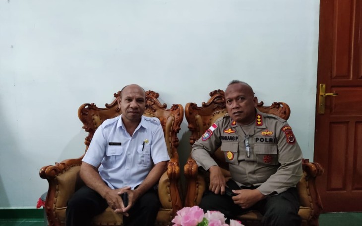 Satgas Binmas Noken Ops Damai Cartenz datangi Kepala Bidang Perkebunan Dinas Pertanian dan Pangan Provinsi Papua.