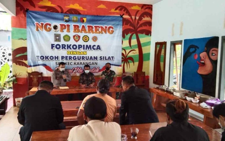 Forkopimcam Karangan Gelar Ngopi Bareng Bersama Perguruan Silat