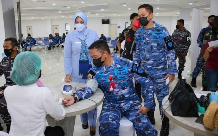 Lanud Sam Ratulangi Bersama Sentra Medika Hospital Gelar Donor Darah