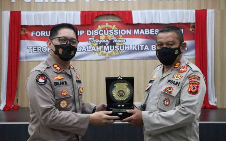 Cegah Paham Terorisme Dan Radikalisme, Divisi Humas Polri Gelar FGD di Purwakarta