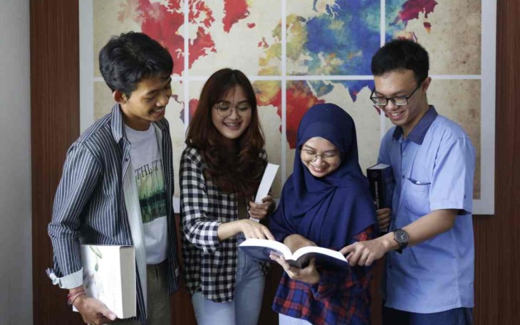 Kegiatan Diskusi Mahasiswa Universitas Pertamina