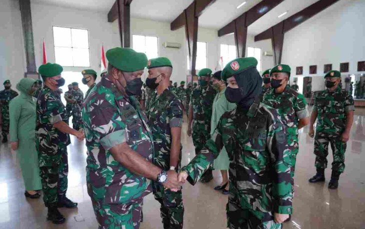 579 Personel Kodam XVIII/Kasuari Naik Pangkat, Kasdam : Syukuri dan Jadikan Penyemangat