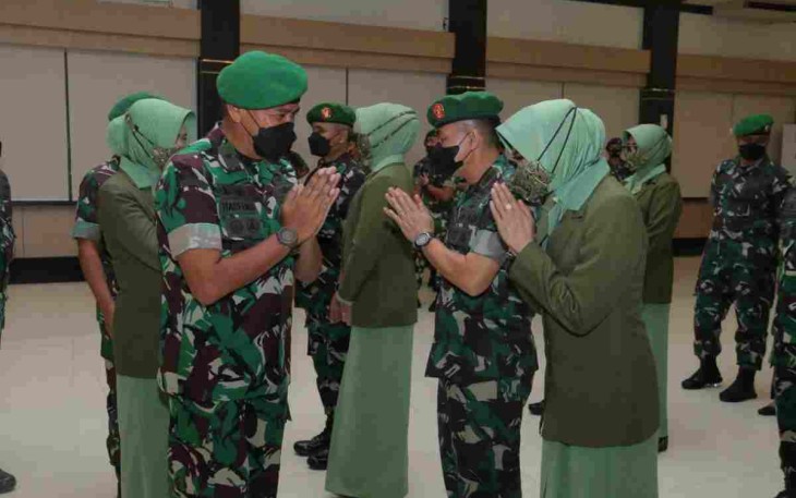 Kodam IX/Udayana Gelar Sertijab Pejabat dan Laporan Kenaikan Pangkat