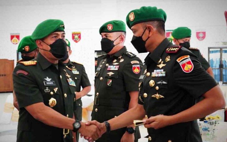 Tongkat Komando Wijayakusuma Diserahterimakan