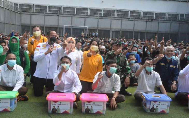 Ny Mia Kunto Arief Wibowo Gelar Baksos di Bandung dan Cimahi