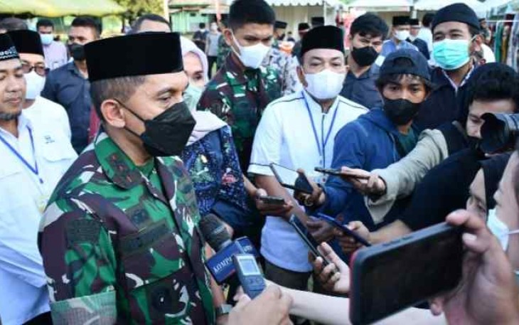 Kodam Hasanuddin Gelar Amaliah Ramadhan Pasar Sembako Murah